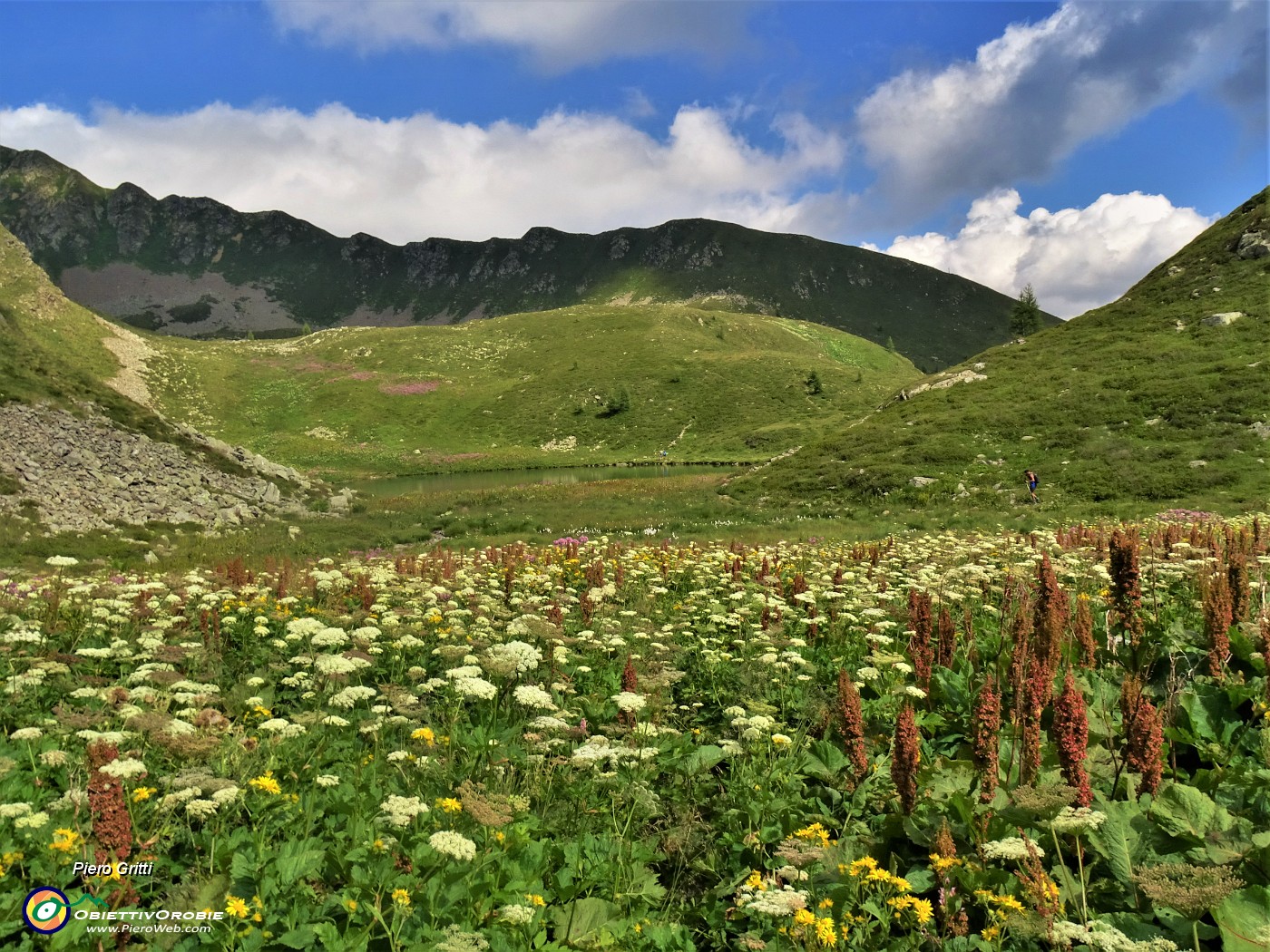 77 Scendendo al Lago delle trote (2107 m).JPG